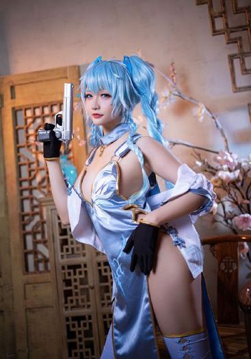 善良的女秘书的目的
