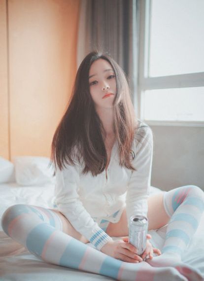 纲手动漫黄网站在线观看