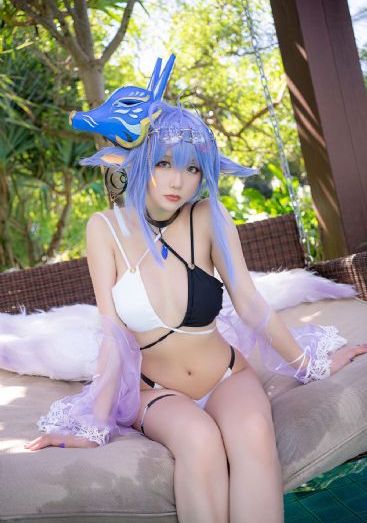 美女和老师拔萝卜